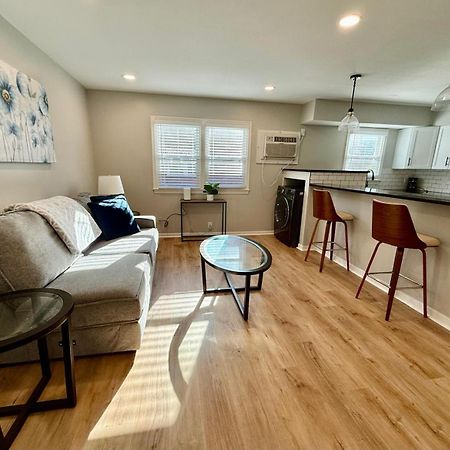 Joslyn 1- Newly Refinished 1 Bdrm Apartment Omaha Bagian luar foto